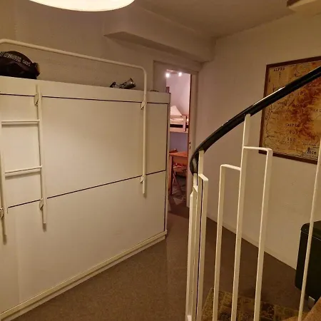 Spacieux Duplex 8 Couchages דירה *