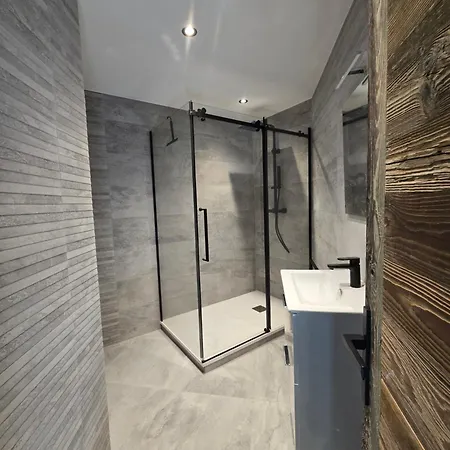 Spacieux Duplex 6 A 8 Couchages Apartment